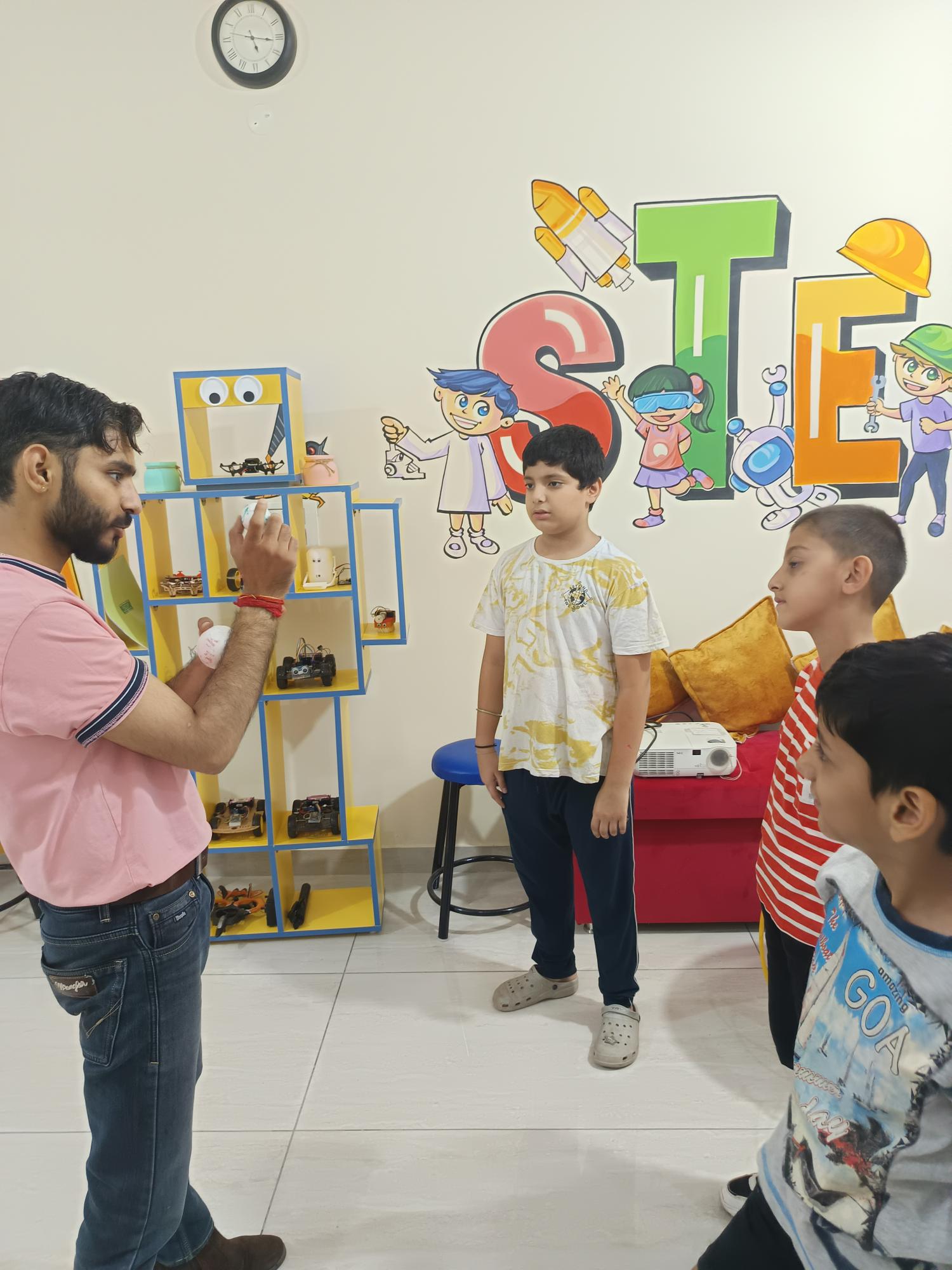 STEM Classes (Grade 1–12) - Image 3